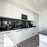 Endless 2 Bedroom Lido * Funchal (Madeira)