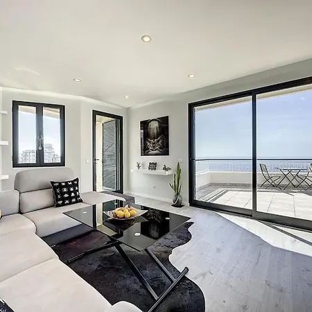 Endless 2 Bedroom Lido